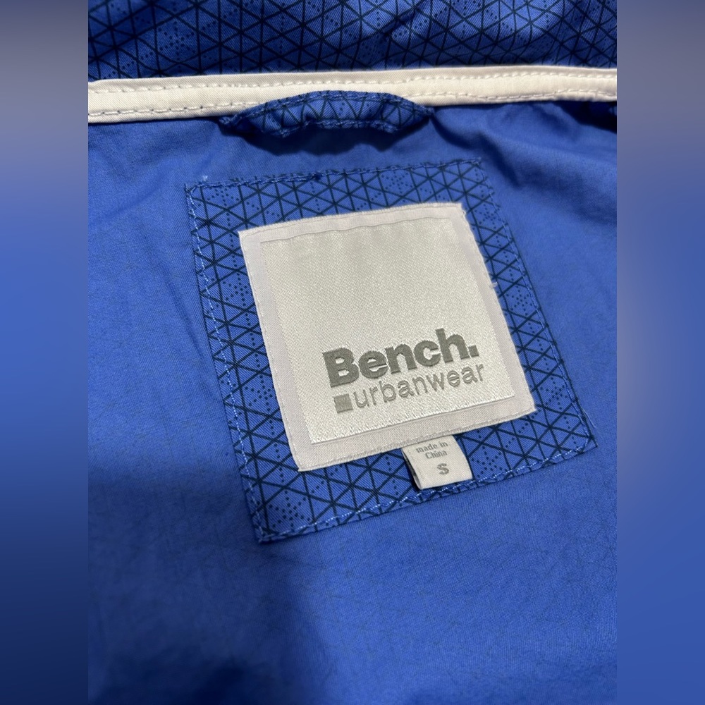 Small Bench Lightweight Spring Jacket, Buckle Bke… - image 3